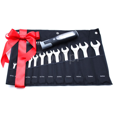 Prezent dla mężczyzny - zestaw kluczy z akumulatorową latarką LED