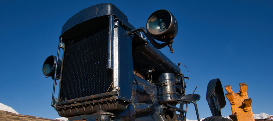 Modernizacja Ursusa C330 — wymiana starej prądnicy na nowy alternator z nową instalacją elektryczną